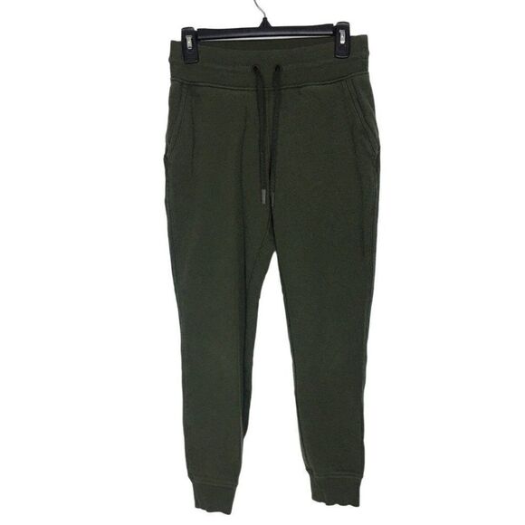 Lululemon Olive Green  Jogging Pants Size 6 - Picture 1 of 8